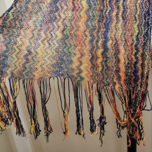 Vintage chevron rainbow knit fringe scarf - Picture 5 of 8